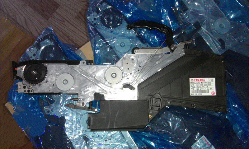 Podajnik elektryczny Yamaha SS 8mm KHJ-MC100-000 dla YS12 / 24 SMT Machine